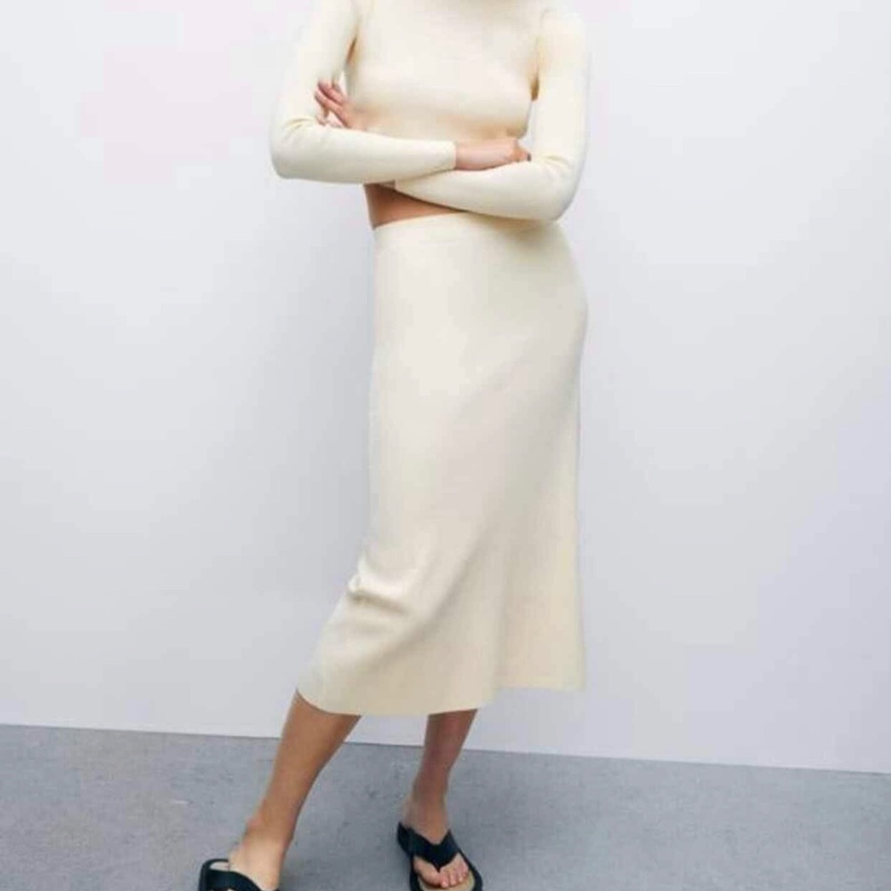 NWT EPIK VISTA SKIRT | CREAM | SIZE XS